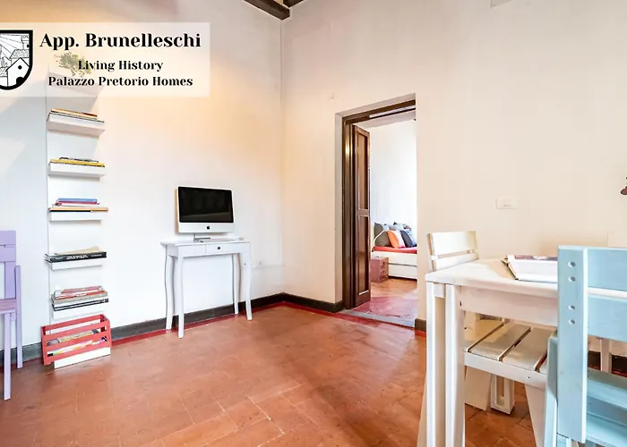 Lh Palazzopretoriohomes Vicopisano